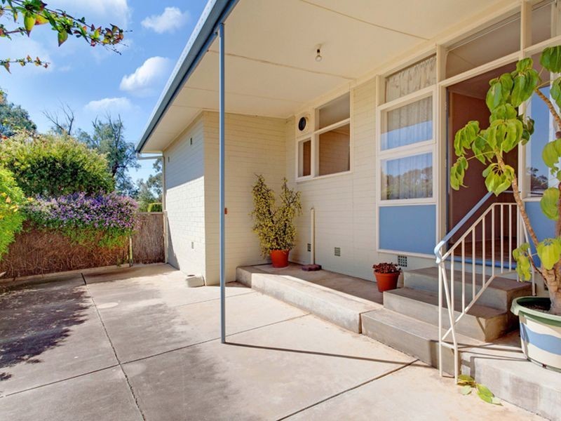 9 Richard Street, Para Hills SA 5096