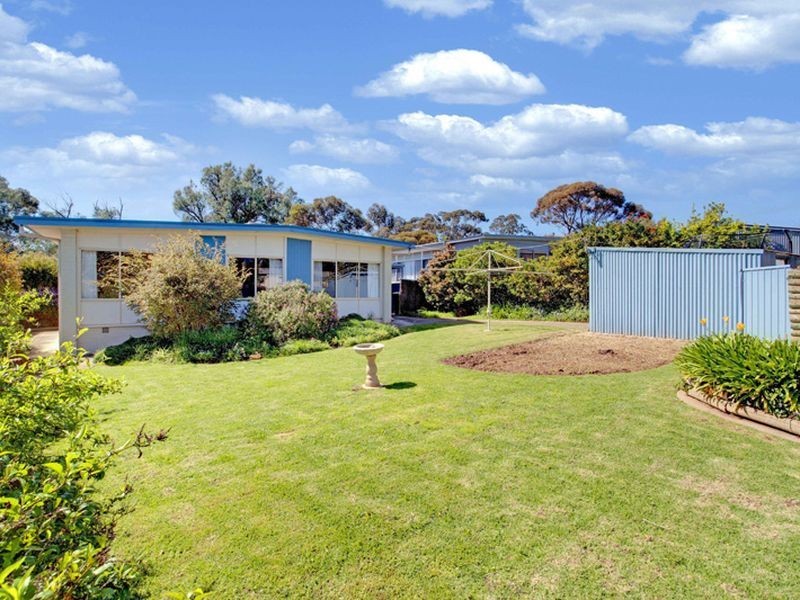 9 Richard Street, Para Hills SA 5096