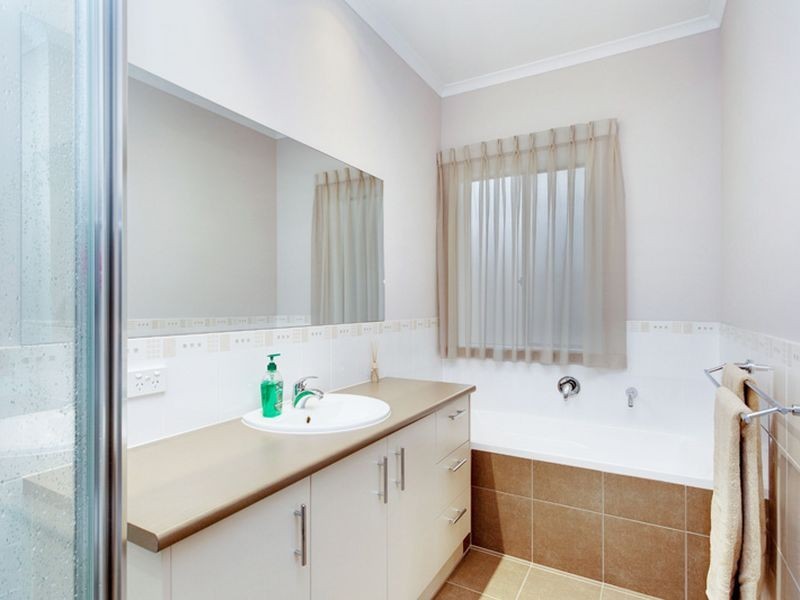 7 Adam Street, Golden Grove SA 5125