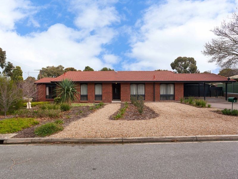 1 Prestwick Court, Fairview Park SA 5126