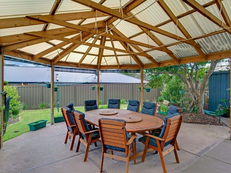 1 Prestwick Court, Fairview Park SA 5126