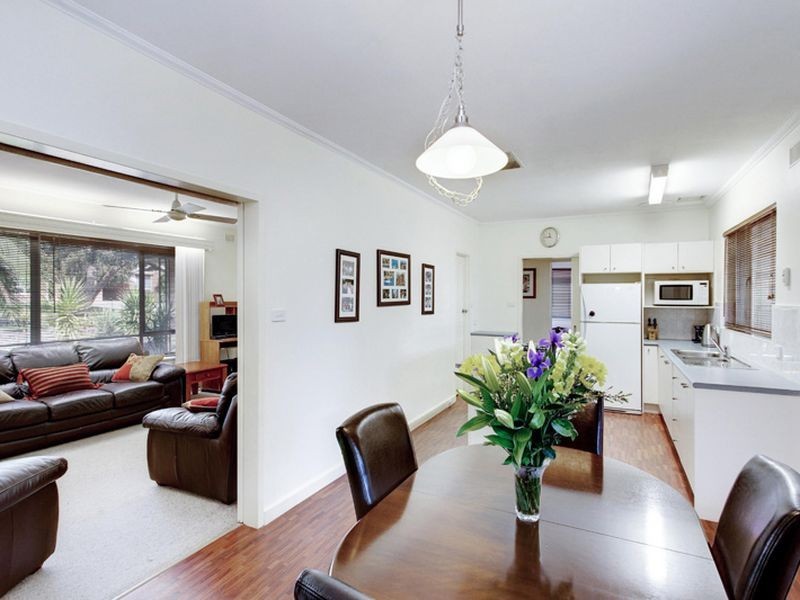 34 Greenwood Drive, St Agnes SA 5097