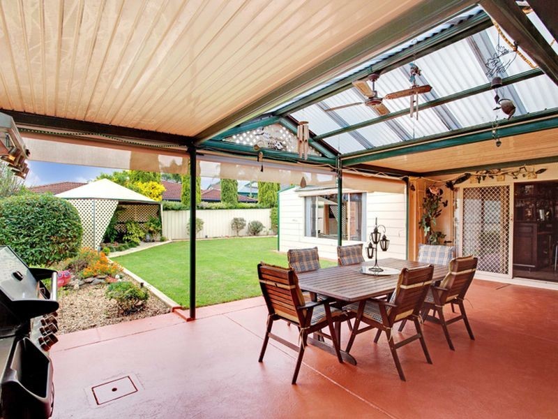 4 Debenham Court, Greenwith SA 5125