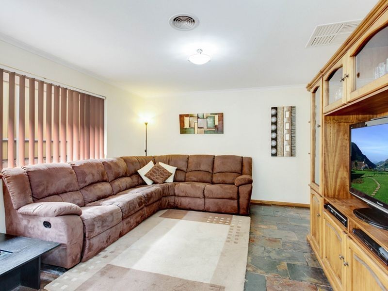 19 Samuel Court, Greenwith SA 5125
