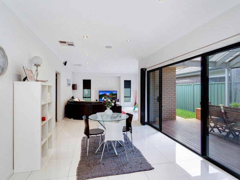 77 Franklin Avenue, Mawson Lakes SA 5095