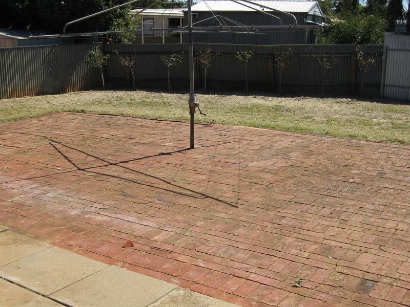 17 Brady Street, Elizabeth Downs SA 5113