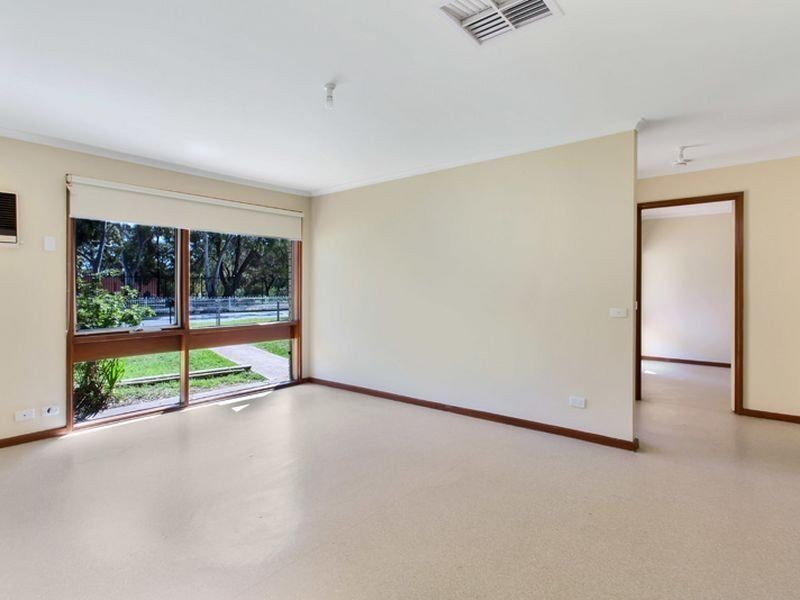 15 Halba Crescent, Paralowie SA 5108