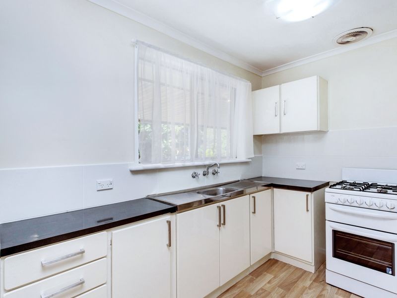 11 Munro Court, Salisbury Heights SA 5109