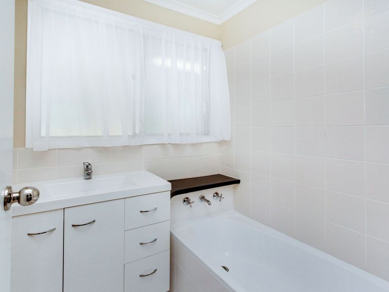 11 Munro Court, Salisbury Heights SA 5109