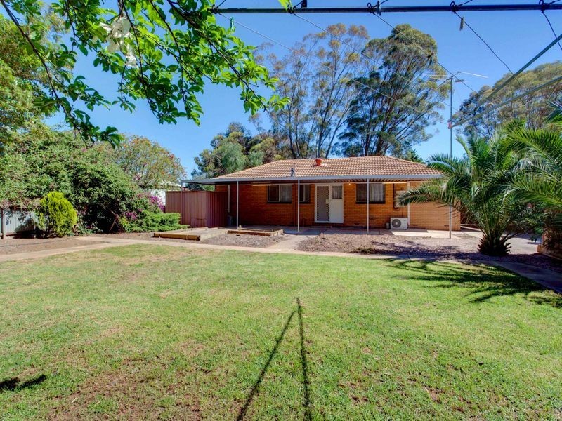 11 Munro Court, Salisbury Heights SA 5109