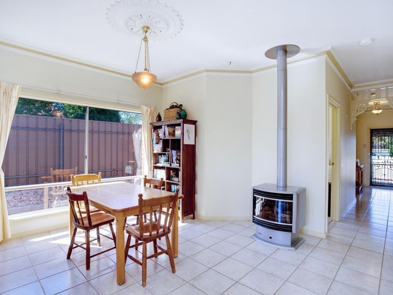 18 Featherstone Circuit, Greenwith SA 5125