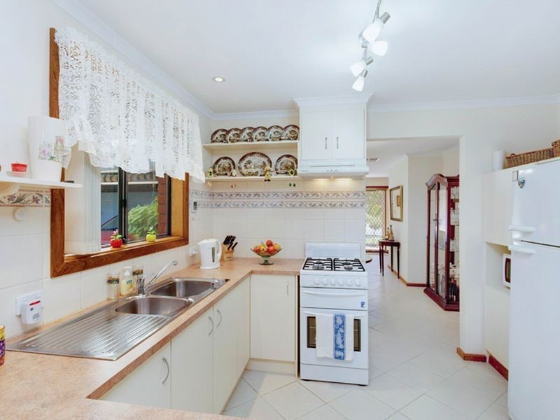 1 Lauren Drive, Paralowie SA 5108