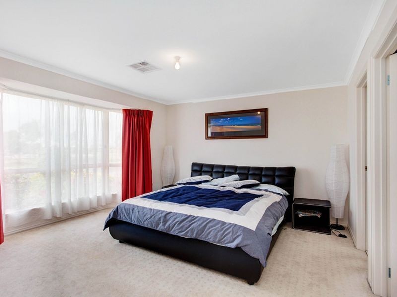 5 Waterside Drive, Burton SA 5110