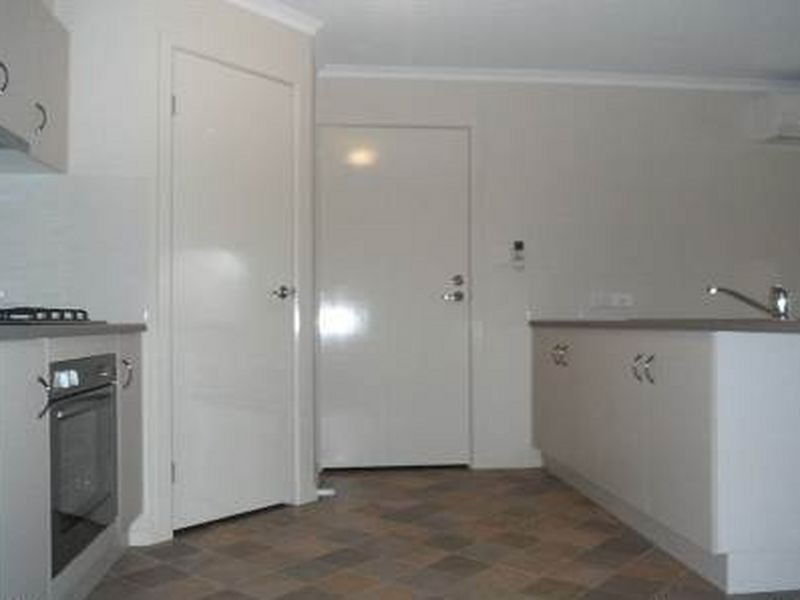 4 Lily Court, Elizabeth Park SA 5113