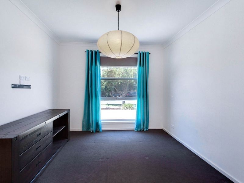 18A Craig Street, Greenacres SA 5086