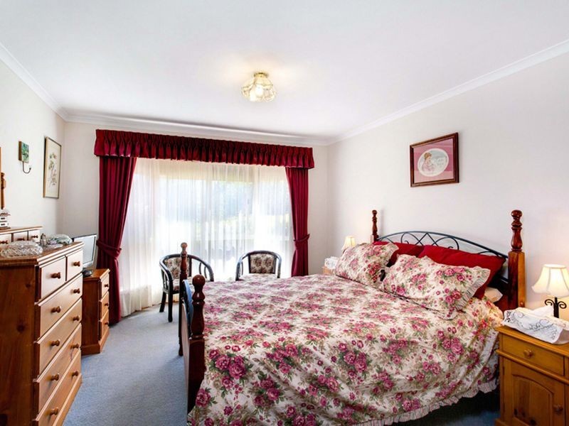 4 Cromer Court, Greenwith SA 5125