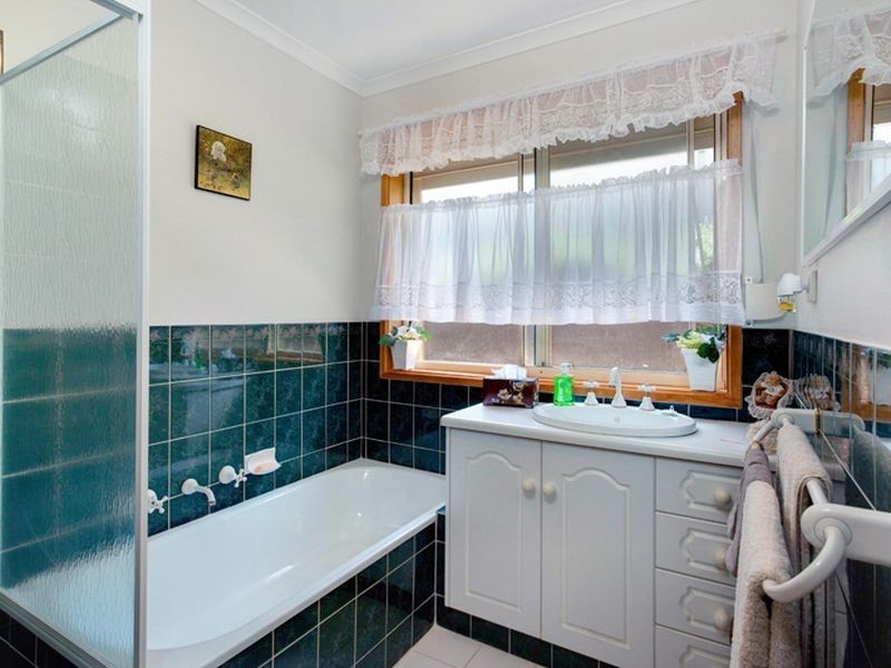 4 Cromer Court, Greenwith SA 5125