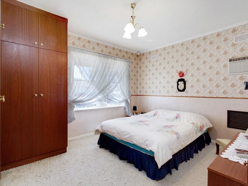 10 Ambrose Avenue, Campbelltown SA 5074