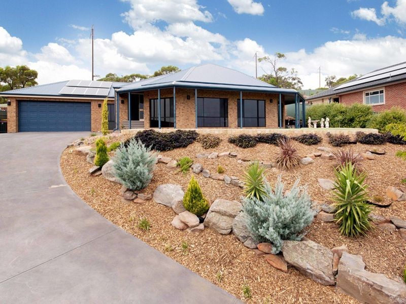 19 Modra Circuit, Hillbank SA 5112