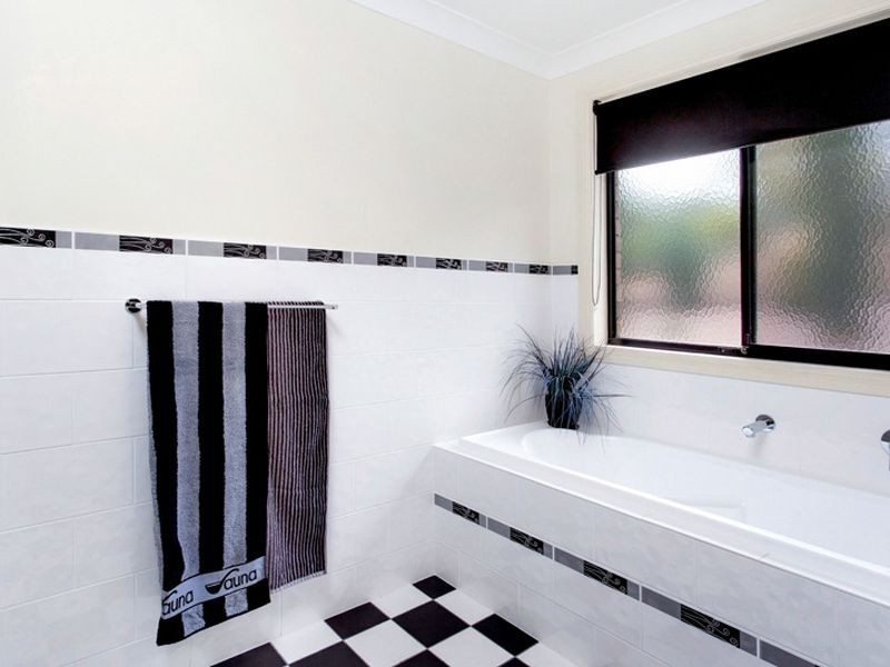 19 Modra Circuit, Hillbank SA 5112
