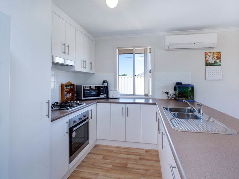 50 Lakeland Court, Munno Para West SA 5115