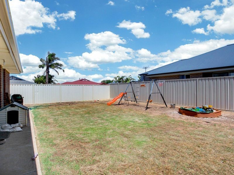 50 Lakeland Court, Munno Para West SA 5115