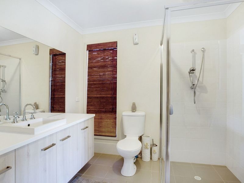 57 Wattlebird Drive, Burton SA 5110