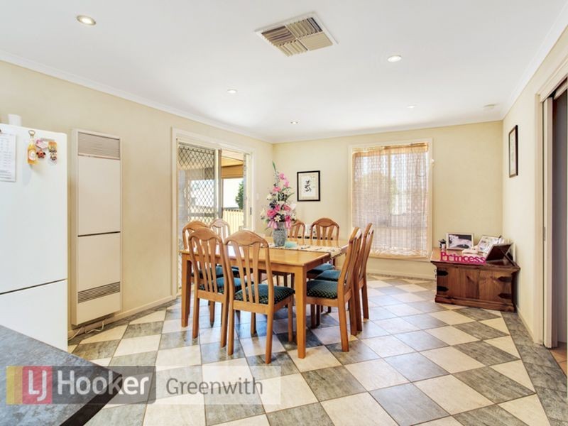 8 Dunbarton Crescent, Greenwith SA 5125