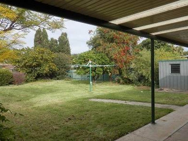 13 Trembath Street, Elizabeth Vale SA 5112