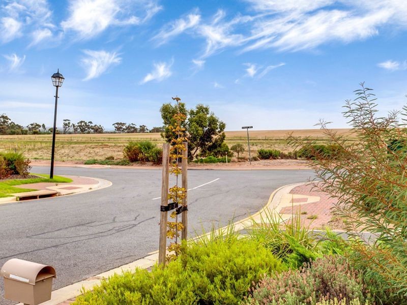 12 Chatsworth Road, Blakeview SA 5114