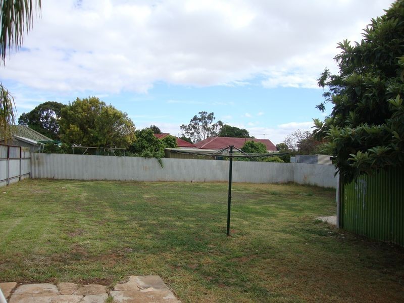 14 Underdown Road, Elizabeth South SA 5112