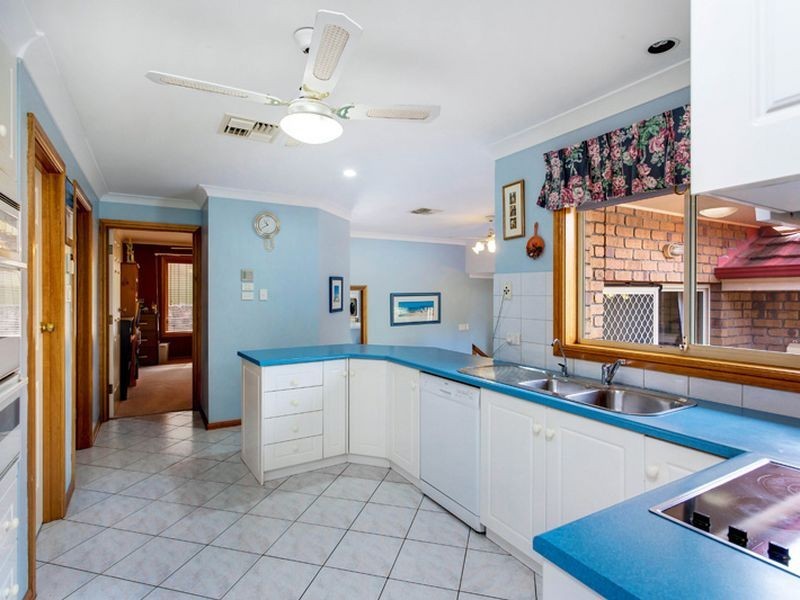 2 Grylls Court, Wynn Vale SA 5127