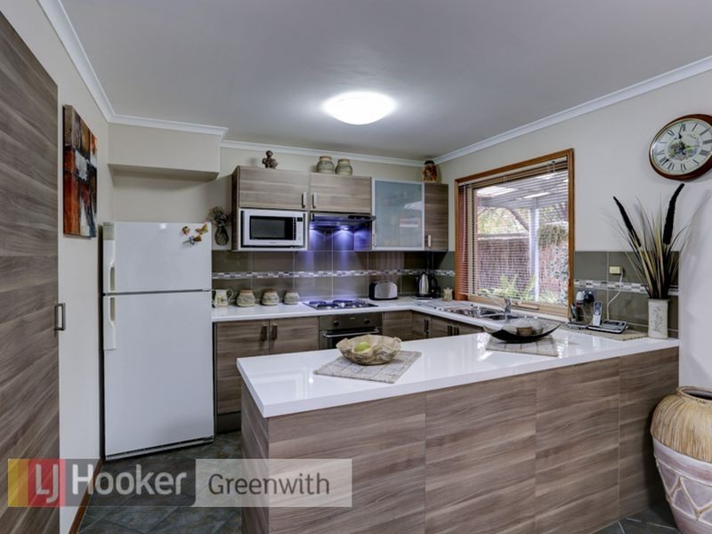 8/36 Debenham Court, Greenwith SA 5125