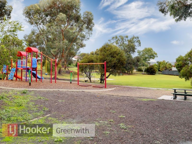 8/36 Debenham Court, Greenwith SA 5125