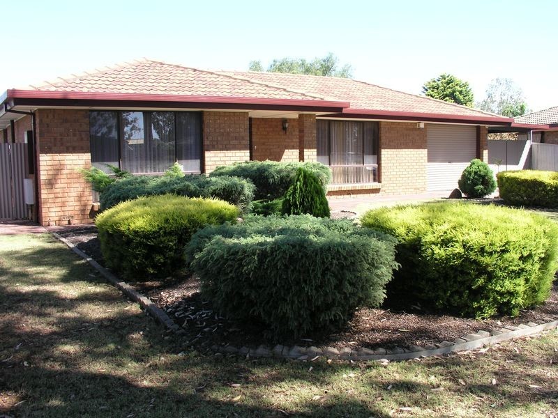 16 Coolen Crescent, Burton SA 5110
