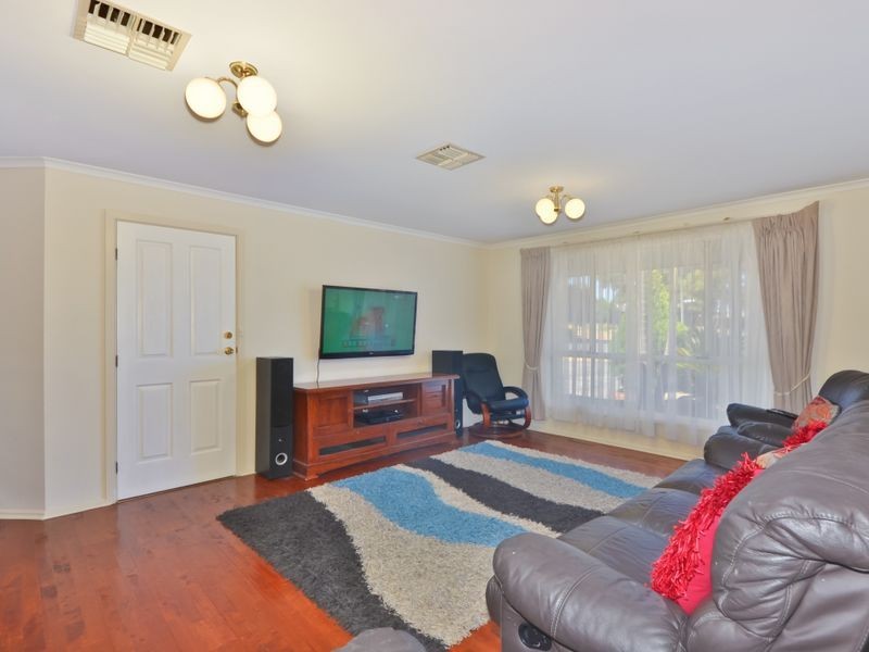 17 Heath Court, Gulfview Heights SA 5096