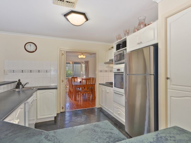 17 Heath Court, Gulfview Heights SA 5096