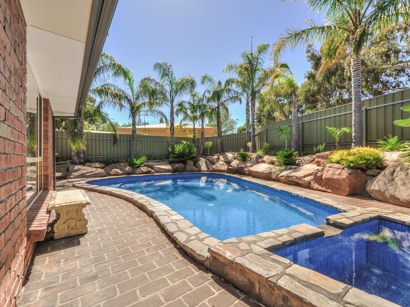 17 Heath Court, Gulfview Heights SA 5096