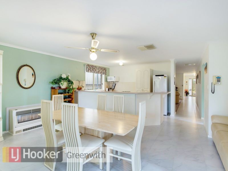 27 Featherstone Circuit, Greenwith SA 5125