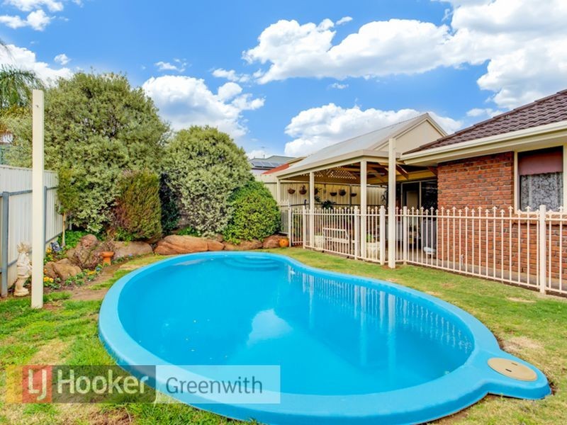 27 Featherstone Circuit, Greenwith SA 5125