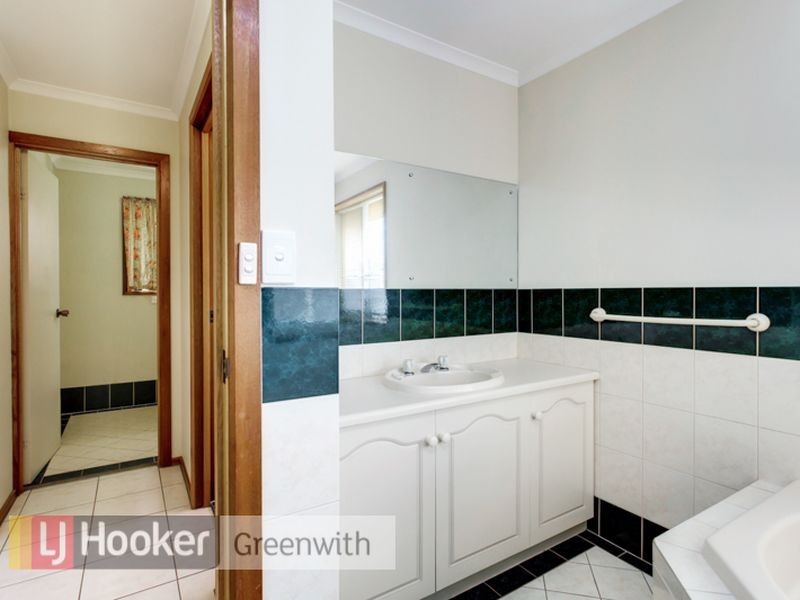 10 Lake Frome Place, Greenwith SA 5125