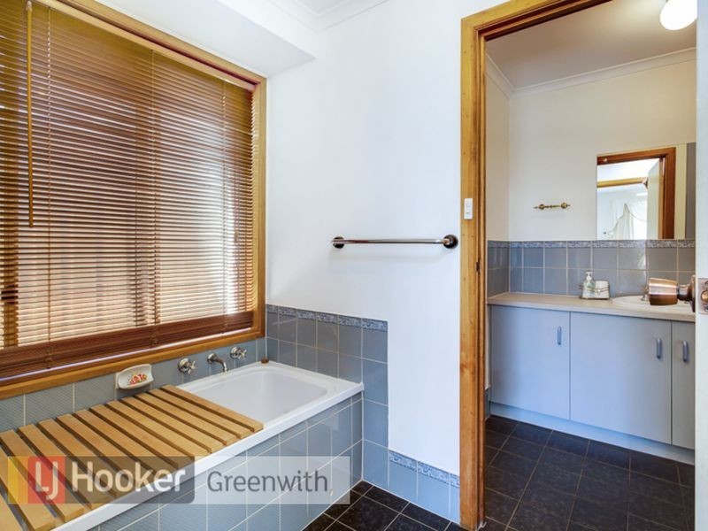 37 St Albans Drive, Salisbury Heights SA 5109