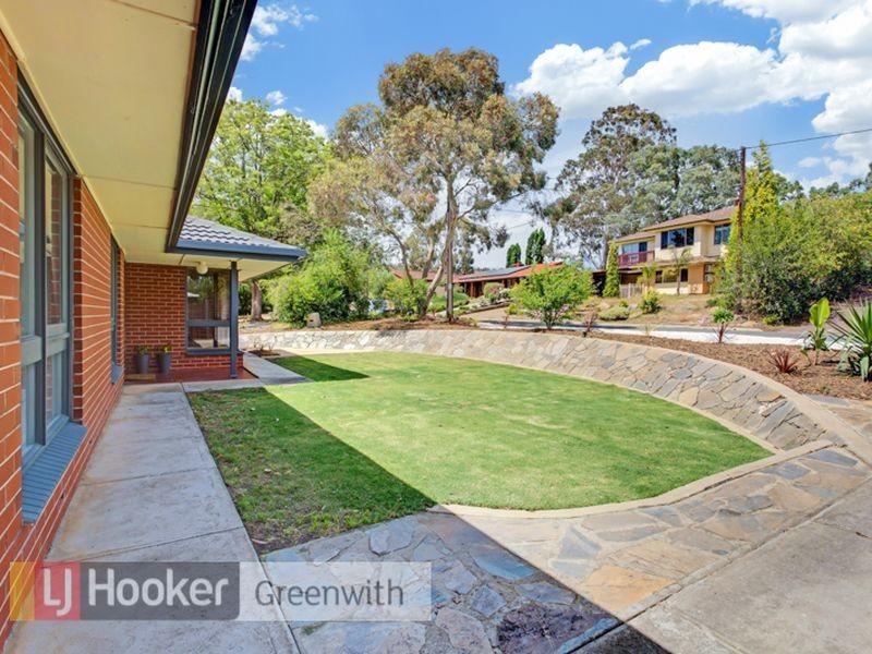 10 Mannara Road, Fairview Park SA 5126