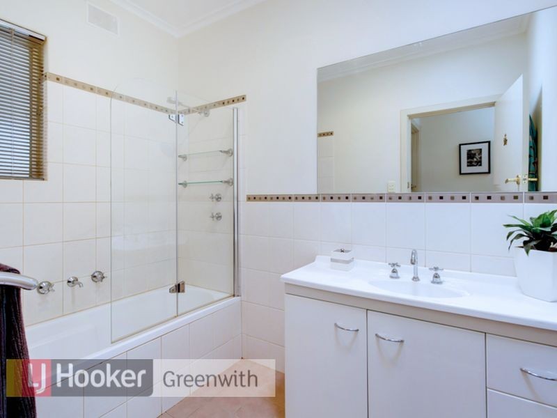 32 Murrell Road, Para Hills SA 5096