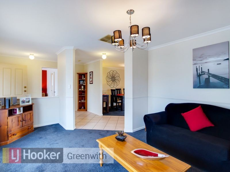 17 Holbrook Crescent, Greenwith SA 5125