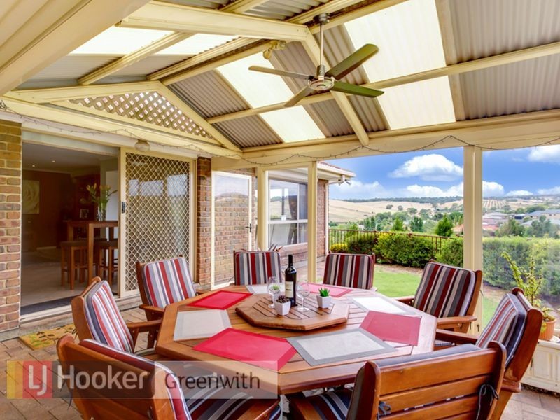 17 Holbrook Crescent, Greenwith SA 5125