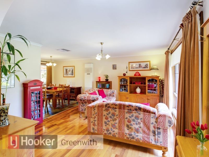 37 Park Lake Drive, Wynn Vale SA 5127