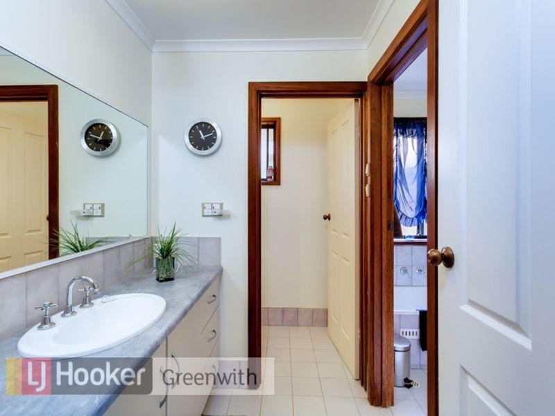 37 Park Lake Drive, Wynn Vale SA 5127