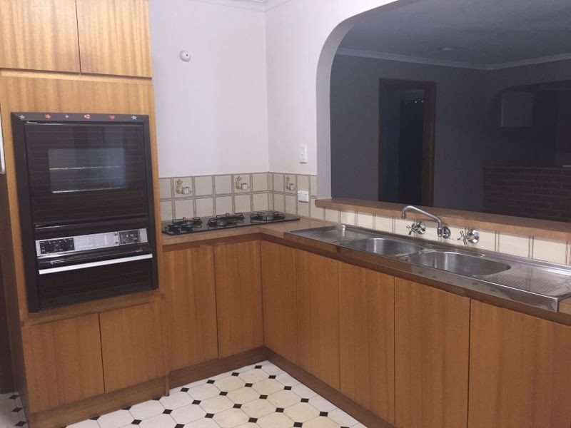 15 Trebbiano Street, Wynn Vale SA 5127