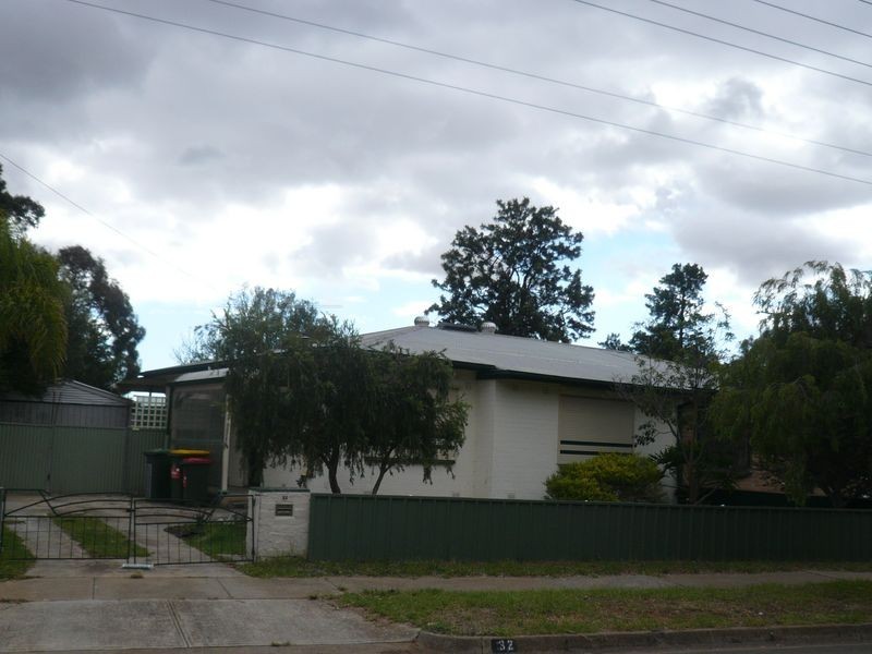 32 McCabe Avenue, Parafield Gardens SA 5107